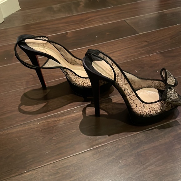 Christian Laboutin lace peep toe heels - Picture 3 of 3